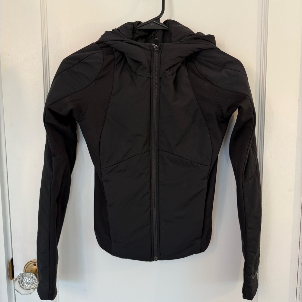 Lululemon Women's Black Hooded Jacket
